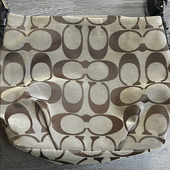 Coach Signature Shoulder Bag - Picture 2 of 10